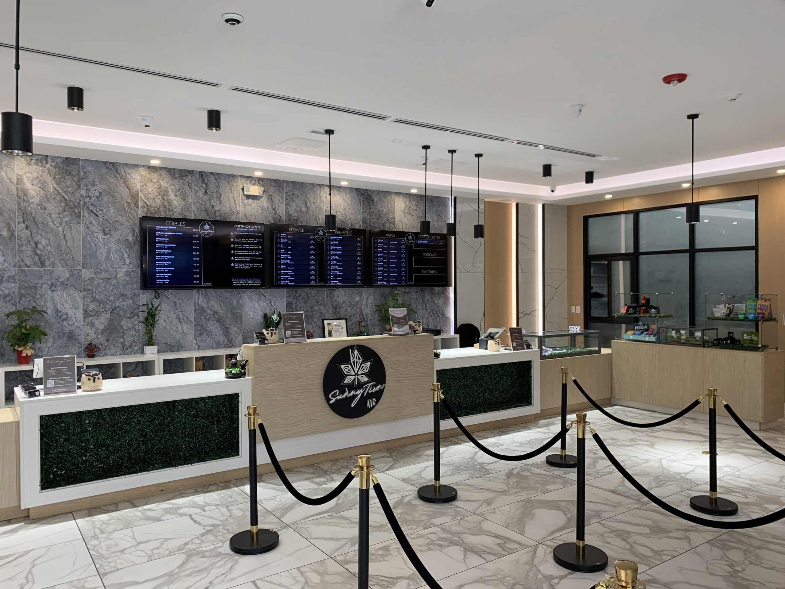 CANNABIS CONSUMPTION LOUNGE OPENS IN A.C.